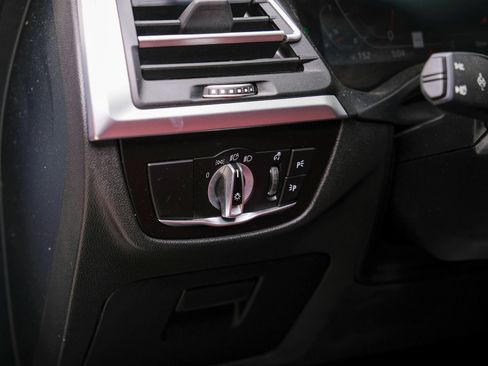 Used 2023 BMW X3 sDrive30i w/ M Sport Package RWD image 38
