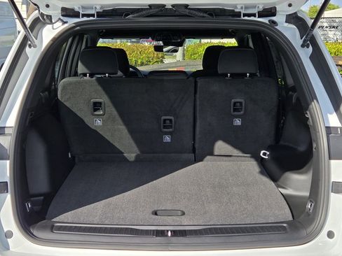 New 2025 Jeep Grand Cherokee Laredo X w/ MOPAR Finishing Package image 14