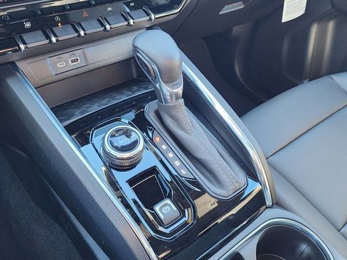 New 2026 GMC Canyon Elevation w/ Convenience Package image 31