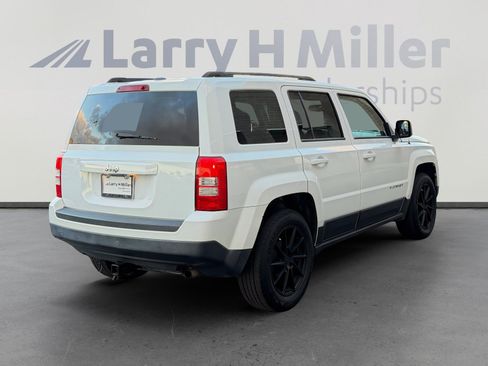 Used 2016 Jeep Patriot Sport w/ Power Value Group image 5