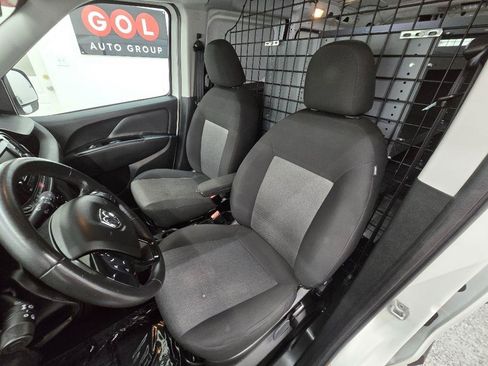 Used 2020 RAM ProMaster City Tradesman SLT FWD image 11