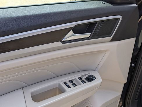 Used 2022 Volkswagen Atlas SE image 10