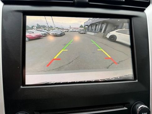 Used 2016 Ford Fusion SE AWD/4WD image 21