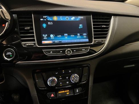 Used 2020 Buick Encore Preferred FWD image 22