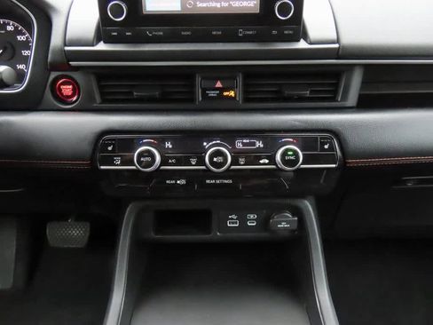 Used 2023 Honda Pilot Sport image 23