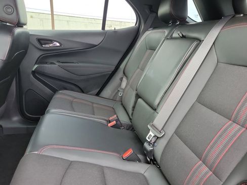 Used 2022 Chevrolet Equinox RS w/ LPO, Floor Liner Package FWD image 11