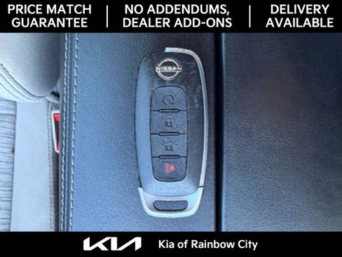 Used 2023 Nissan Rogue SV image 33