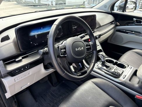 Used 2023 Kia Carnival SX FWD image 16