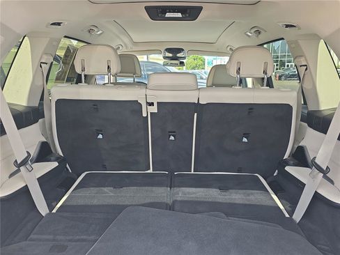 Certified 2024 BMW X7 xDrive40i w/ Executive Package image 9