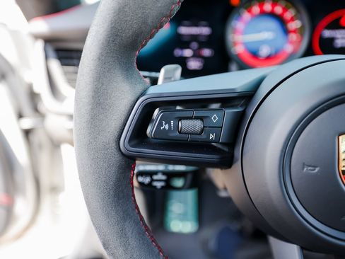 Certified 2024 Porsche 911 GT3 image 17