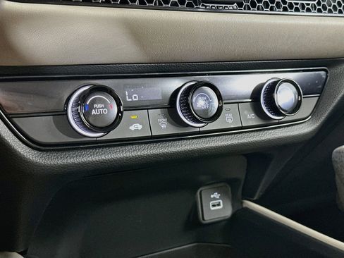 Used 2024 Honda HR-V LX image 23