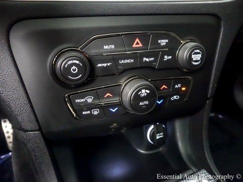 Used 2018 Dodge Charger SRT Hellcat w/ Harman/Kardon Audio Group image 24