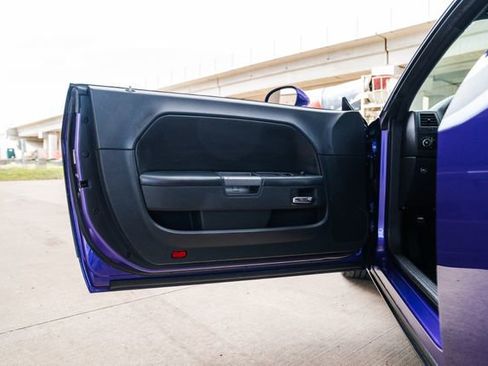 Used 2013 Dodge Challenger R/T image 51