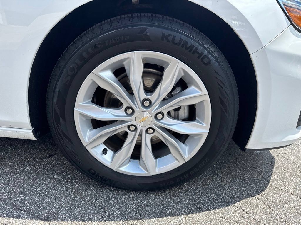 Used 2025 Chevrolet Malibu LT FWD image 49