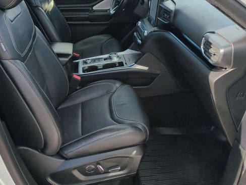 Used 2020 Ford Explorer ST w/ ST Street Pack image 22