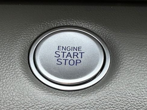 Certified 2023 Hyundai Elantra SEL FWD image 17