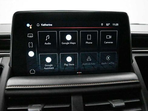Used 2022 GMC Yukon XL AT4 AWD/4WD image 16