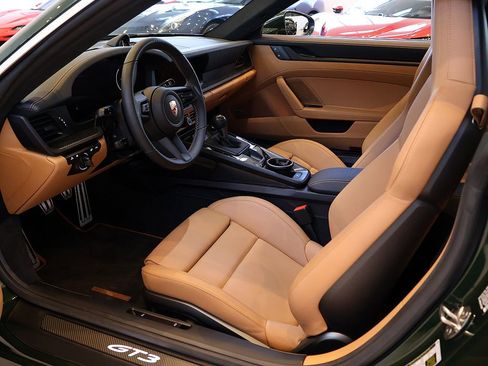 Used 2026 Porsche 911 GT3 RWD image 4