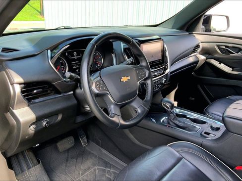 Used 2023 Chevrolet Traverse Premier w/ LPO, Floor Liner Package AWD/4WD image 13