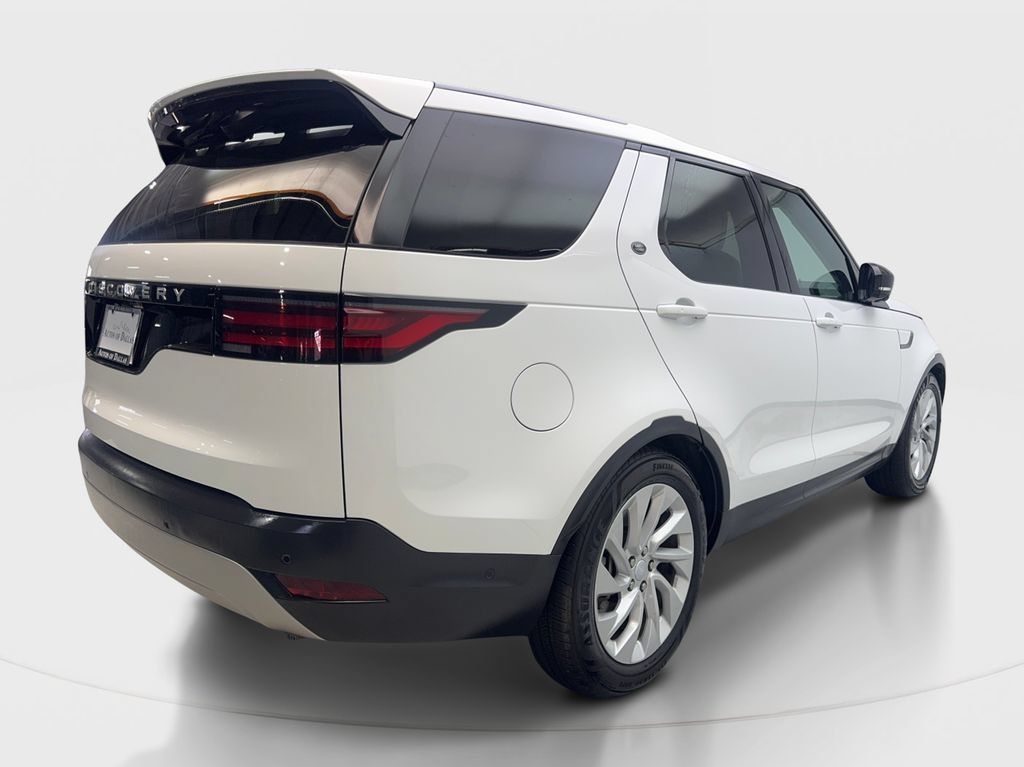 Used 2025 Land Rover Discovery S AWD/4WD image 7