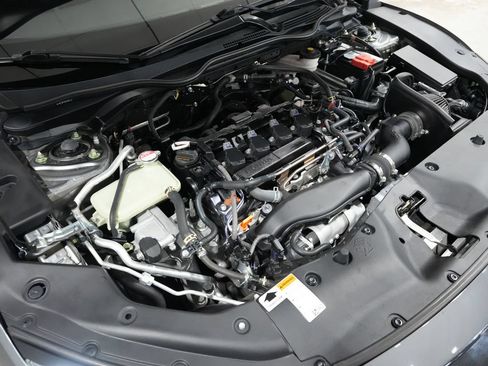 Used 2021 Honda Civic Sport image 37