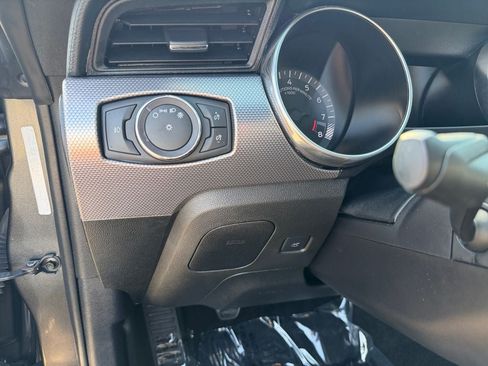 Used 2019 Ford Mustang GT RWD image 19