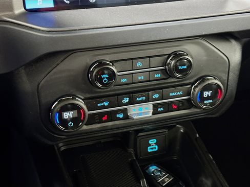 Used 2025 Ford Bronco Big Bend image 18