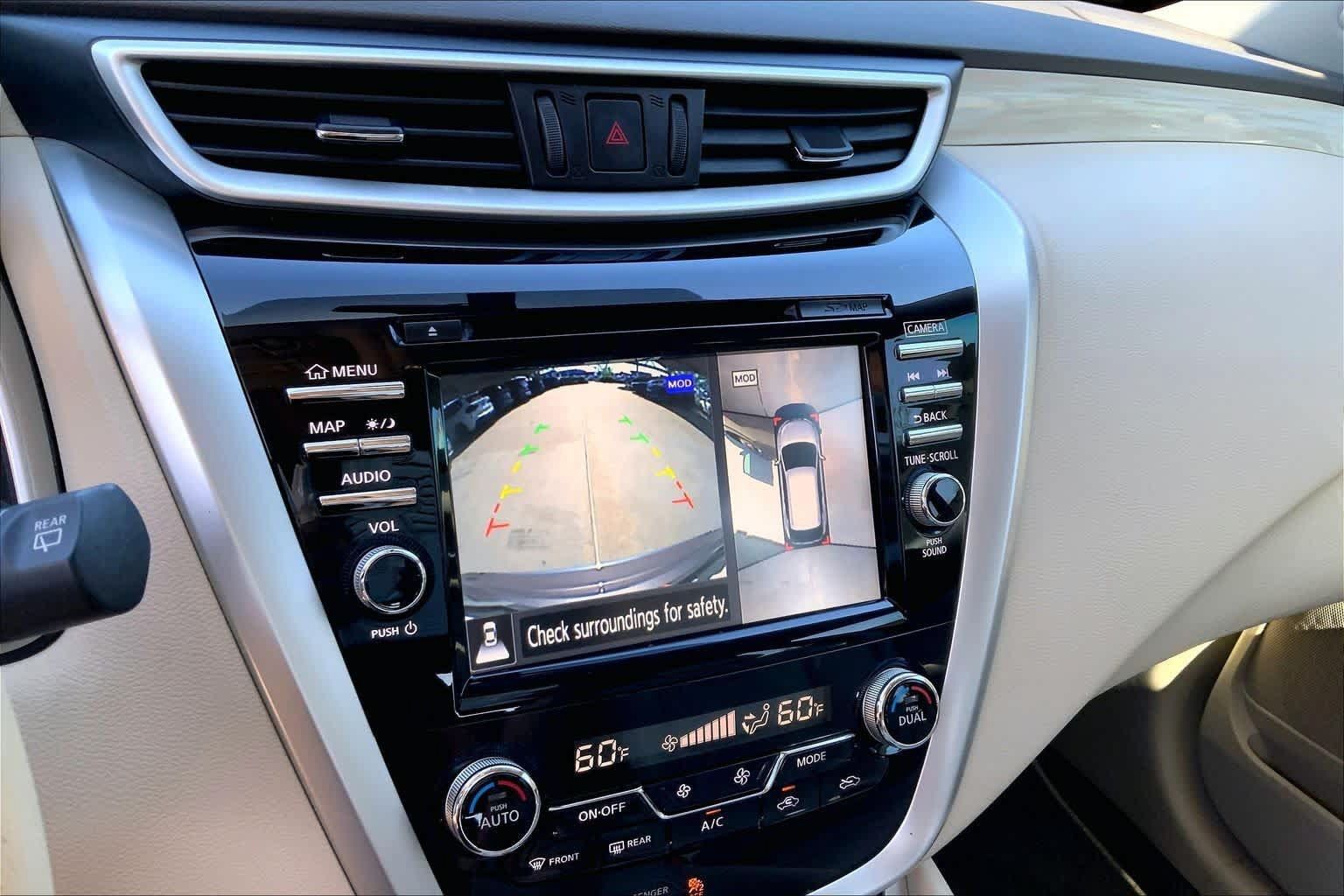 Used 2016 Nissan Murano Platinum w/ Platinum Technology Package AWD/4WD image 25
