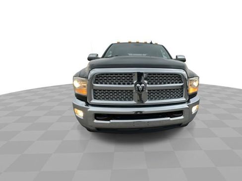 Used 2014 RAM 2500 Laramie AWD/4WD image 3