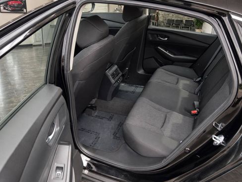 Used 2025 Honda Accord SE image 13