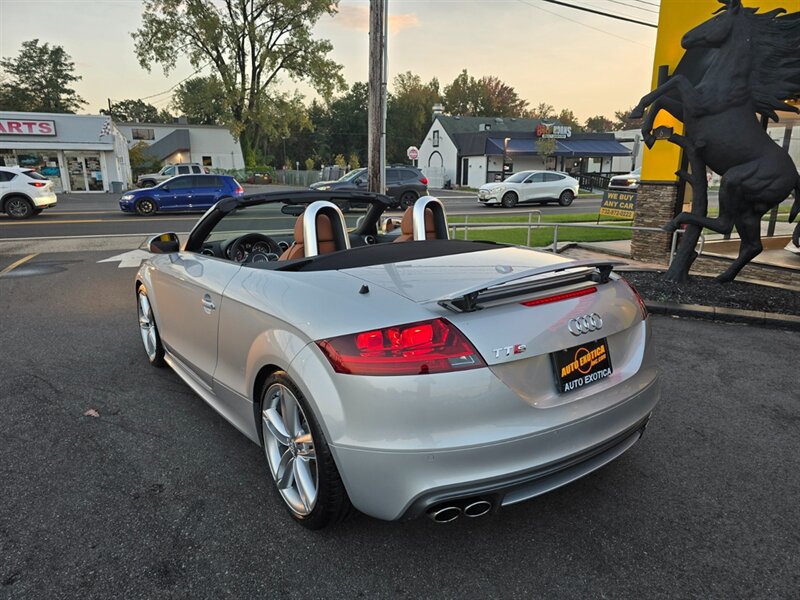 Used 2013 Audi TTS 2.0T Prestige w/ Prestige Pkg AWD/4WD image 6