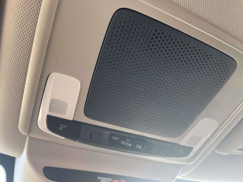 New 2026 Honda HR-V LX image 12