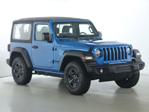Used 2023 Jeep Wrangler Sport AWD/4WD image 9