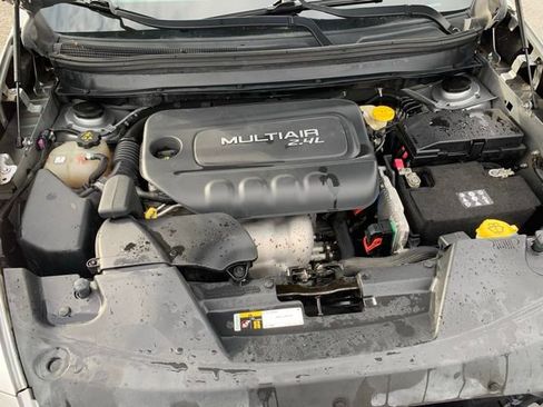 Used 2016 Jeep Cherokee Latitude w/ Comfort & Sound Group image 32