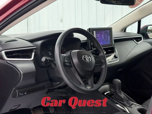 Used 2024 Toyota Corolla LE FWD image 14