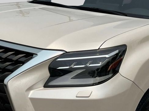 Certified 2023 Lexus GX 460 Premium w/ Premium Package AWD/4WD image 8