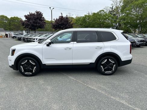 Certified 2023 Kia Telluride S w/ S Sunroof Package AWD/4WD image 6