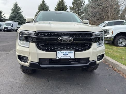 New 2025 Ford Ranger Lariat w/ FX4 Off-Road Package image 2