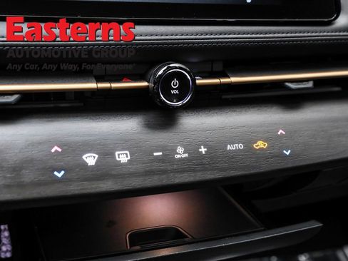 Used 2023 Nissan Ariya FWD image 20