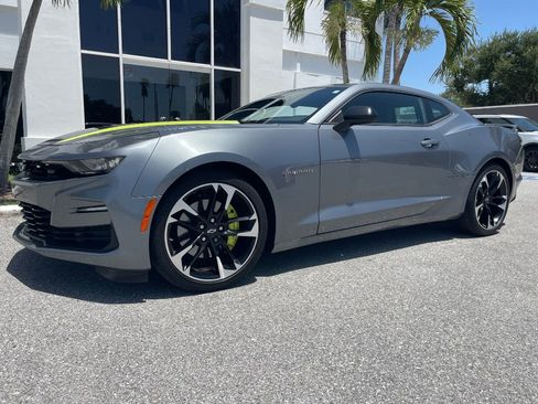 Used 2020 Chevrolet Camaro SS RWD image 37