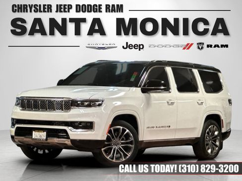 Certified 2023 Jeep Grand Wagoneer Series III image 1