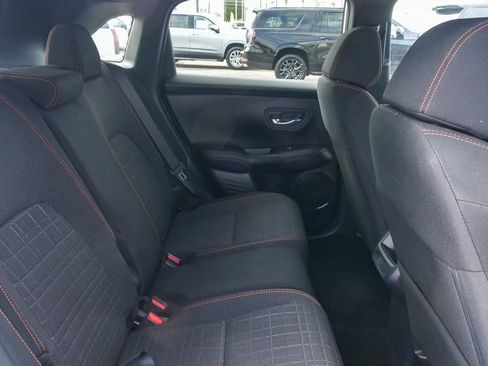 Used 2025 Honda HR-V Sport image 15