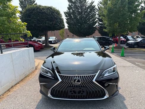 Used 2021 Lexus ES 350 w/ Premium Package FWD image 4