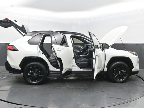 Used 2022 Toyota RAV4 XSE image 43
