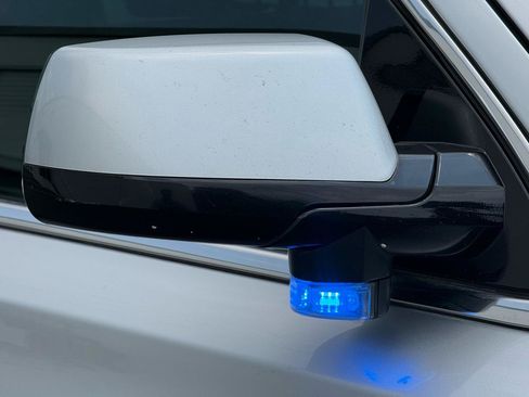 Used 2019 Chevrolet Tahoe 2WD w/ Remote Keyless Entry Package image 7