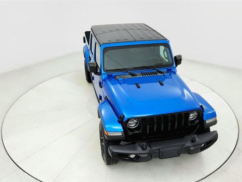 Used 2022 Jeep Gladiator Sport AWD/4WD image 20