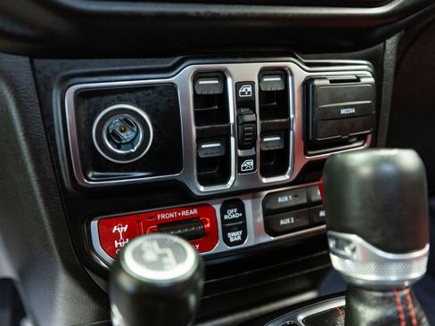 Used 2023 Jeep Wrangler Unlimited Rubicon 392 image 12