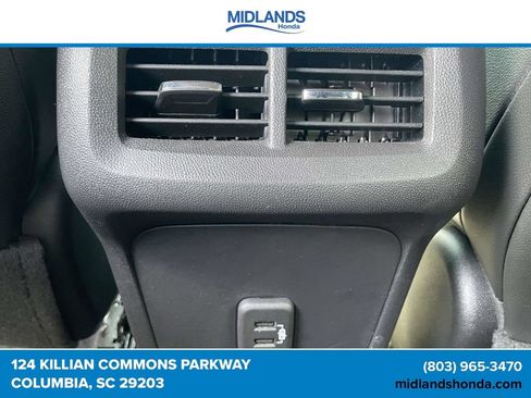 Used 2024 Chevrolet Equinox RS FWD image 11