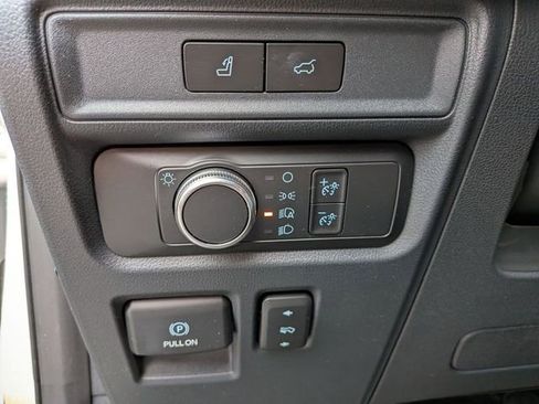 Certified 2022 Ford Expedition XLT image 14