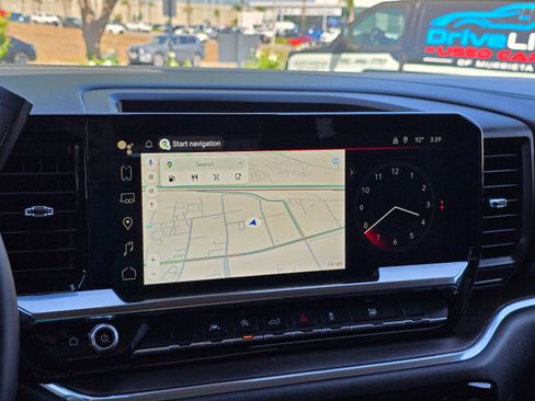 Used 2025 GMC Sierra 1500 SLT image 39